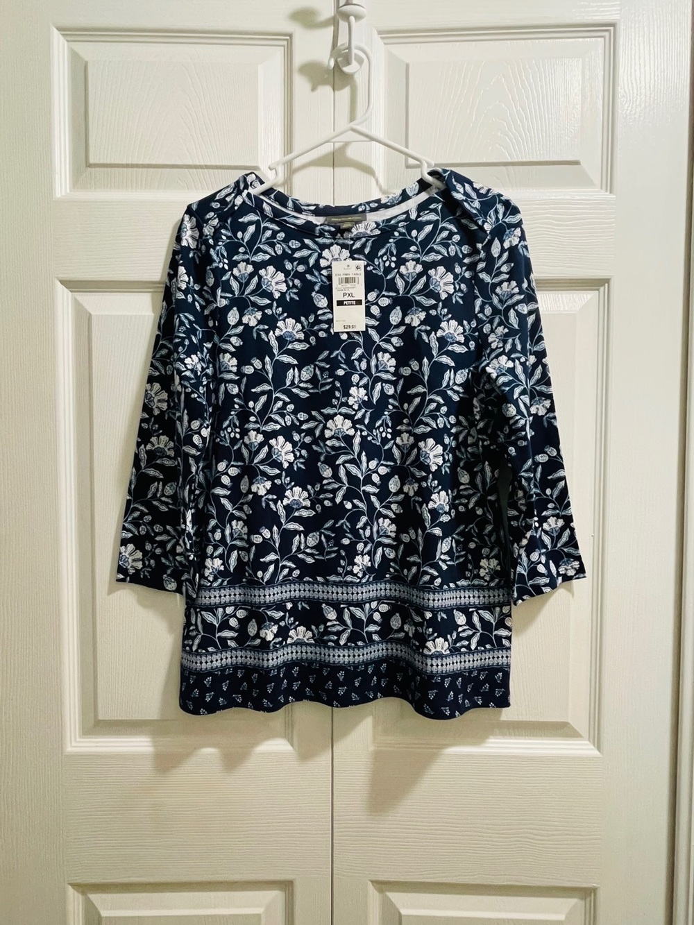 Style & Co. Navy Blue Floral Long Sleeve Knit Top